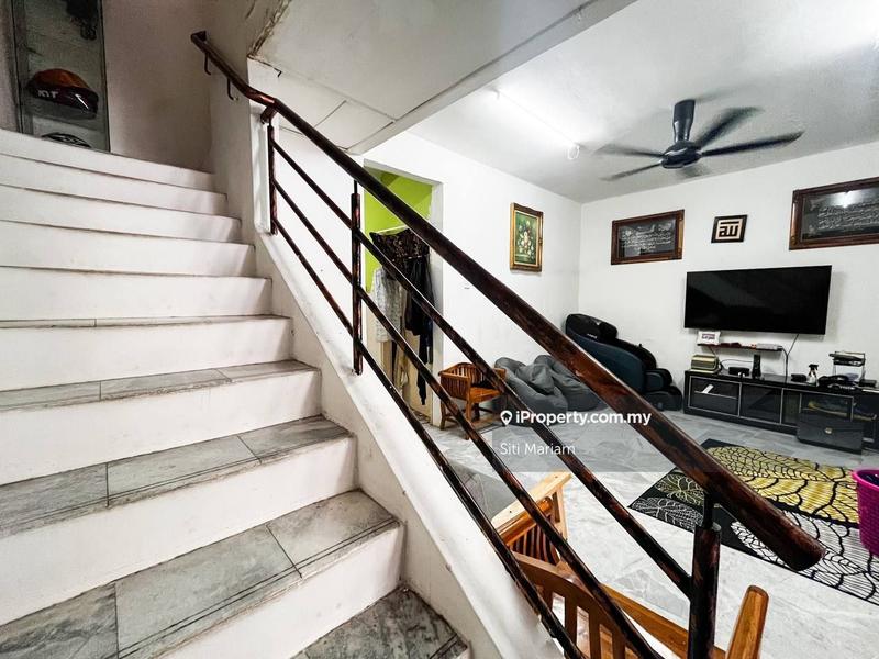 Rumah Berangkai 2 Tingkat untuk Dijual di Taman Bukit Permai, Ampang oleh Siti Mariam - iProperty.com.my