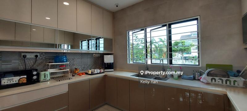 Rumah Berangkai 3 Tingkat untuk Dijual di Bandar Kinrara Seksyen 1, Bandar Kinrara oleh Kelly Yan Kai Lit - iProperty.com.my