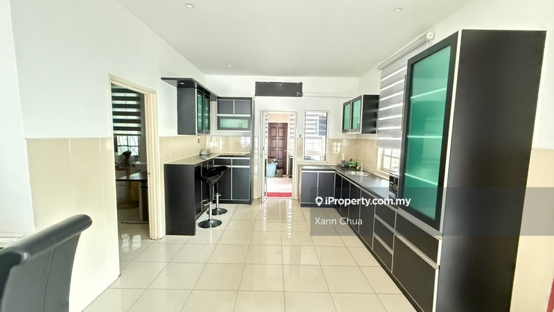 Rumah Teres 2-Tingkat untuk Dijual di Bandar Putra Permai, Seri Kembangan oleh Xann Chua - iProperty.com.my