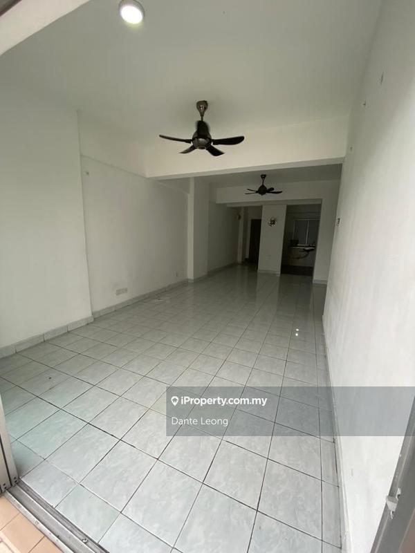 Condominium for Sale in Villaria by Dante Leong - iProperty.com.my