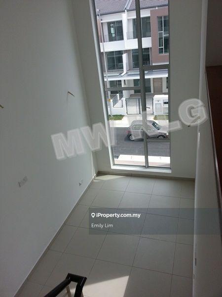 3-storey Terraced House for Sale in Bandar Botanic, Klang by Emily Lim - iProperty.com.my