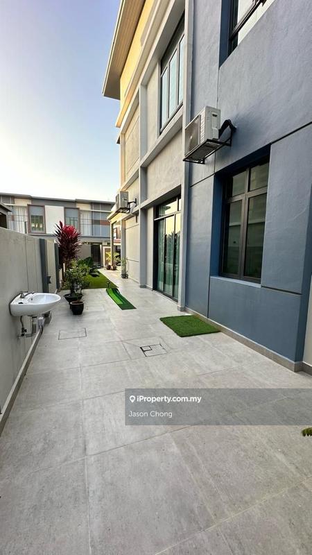 Semi-Detached House for Sale in Bandar Bukit Tinggi, Klang by Jason Chong - iProperty.com.my