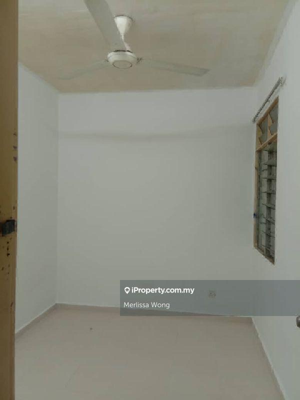 Pangsapuri untuk Dijual di Mentari Court 2, Bandar Sunway oleh Merlissa Wong - iProperty.com.my