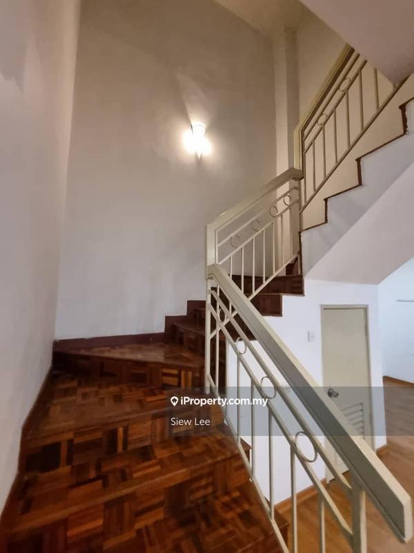 Rumah Teres 2-Tingkat untuk Dijual di Seri Utama Damansara, Kota Damansara oleh Siew Lee - iProperty.com.my