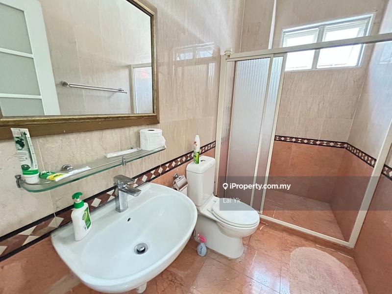 Bungalow House for Sale in Glenmarie Court, Glenmarie by Lai Yk - iProperty.com.my