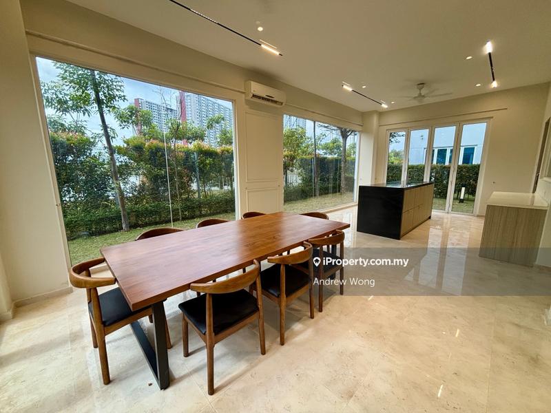 Bungalow House untuk Dijual di Lakefront Villa, Cyberjaya oleh Andrew Wong - iProperty.com.my