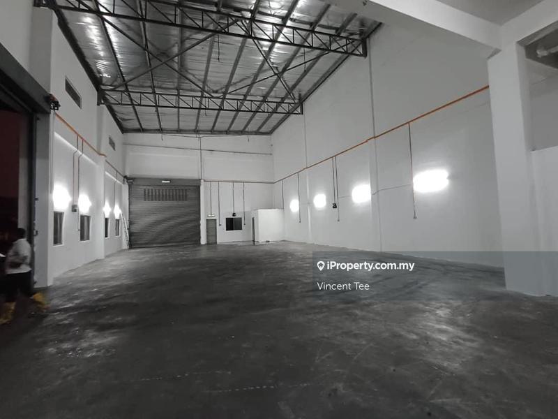 For Sale - Corner Semi-D Factory 75x170 13800sf Saujana Teknologi Rawang