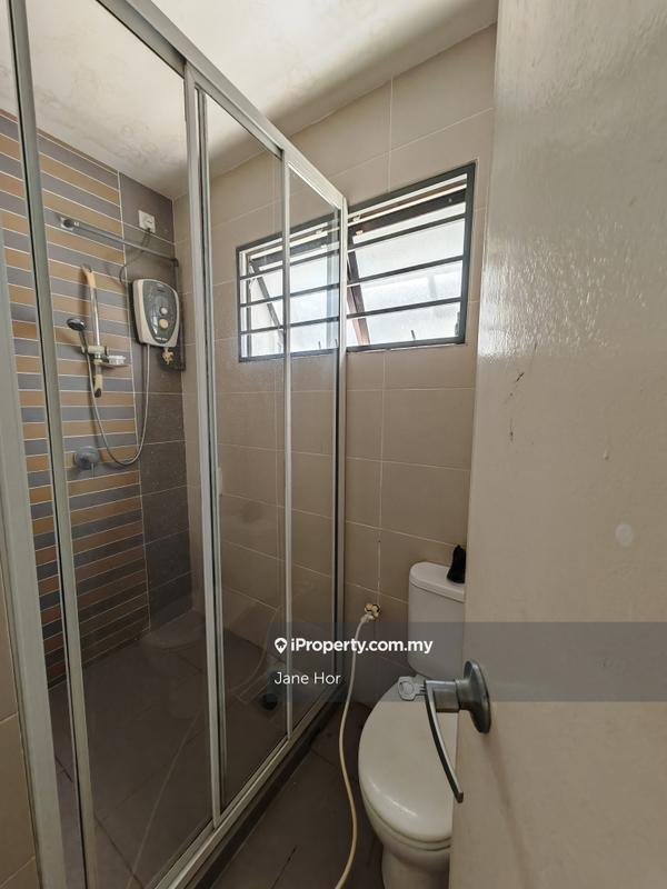 Townhouse for Sale in 16 Sierra, Puchong by Jane Hor - iProperty.com.my