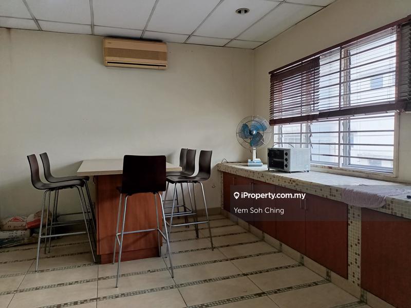 Shop / Office for Sale in Petaling Jaya, Selangor by Yem Soh Ching - iProperty.com.my