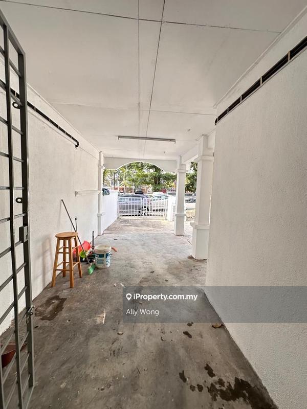 Rumah Teres 2-Tingkat untuk Dijual di Taman Puncak Jalil, Seri Kembangan oleh Ally Wong - iProperty.com.my