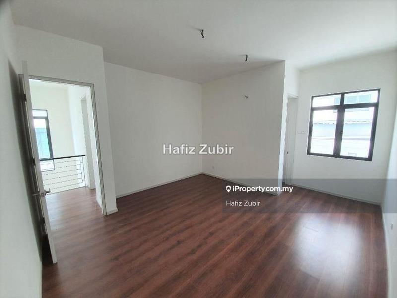 Semi-Detached House for Sale in Kajang, Selangor by Hafiz Zubir - iProperty.com.my