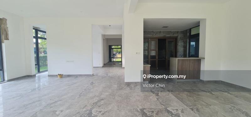 Rumah Berangkai 3 Tingkat untuk Dijual di Forest City Golf Resort Villa, Johor Bahru oleh Victor Chin - iProperty.com.my