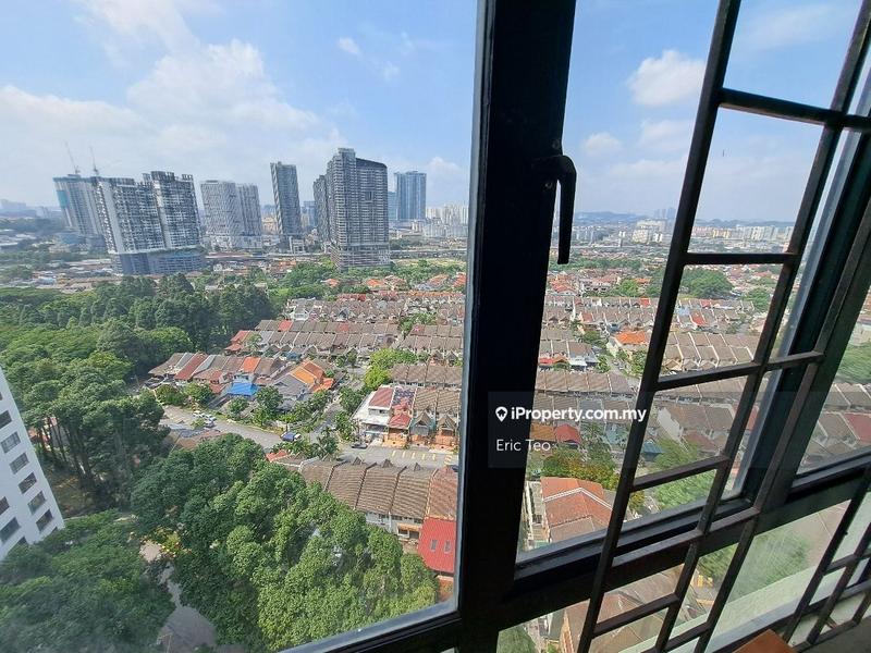 Condominium for Sale in Cameron Towers by Eric Teo - iProperty.com.my