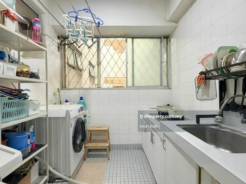 Condominium for Sale in Kelana Puteri by Ivan Kok - Kitchen - iProperty.com.my