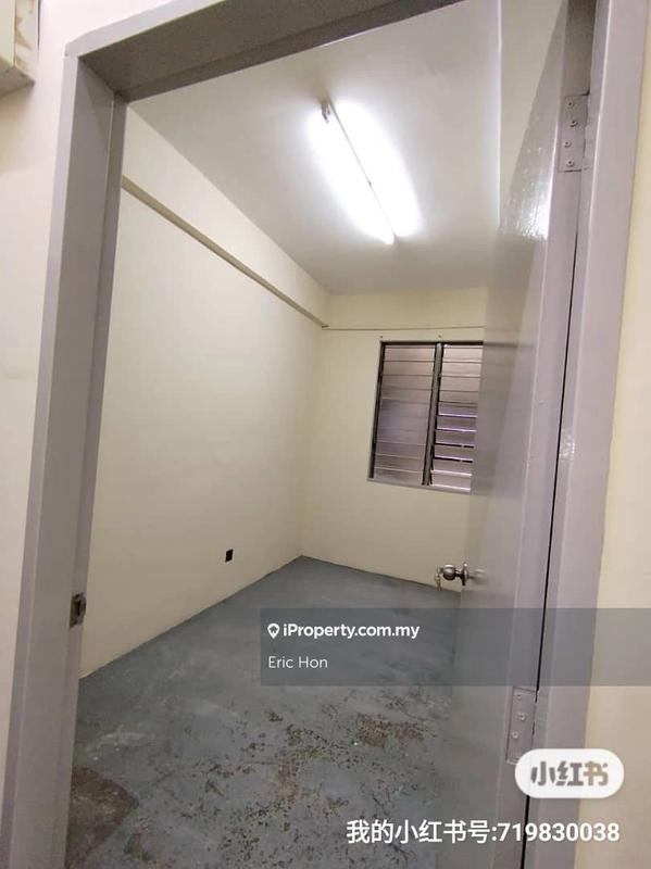 Apartment for Rent in Jelutong Apartment by Eric Hon - iProperty.com.my