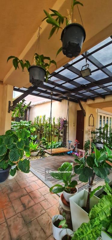 Bungalow House untuk Dijual di Bandar Putra Permai, Seri Kembangan oleh Grace Tan - iProperty.com.my