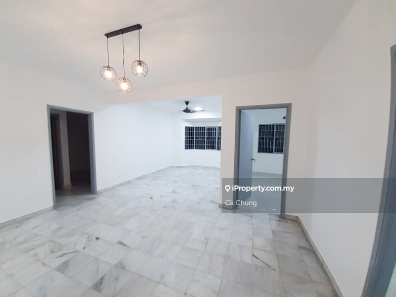 For Sale - Aman Puri Apartment