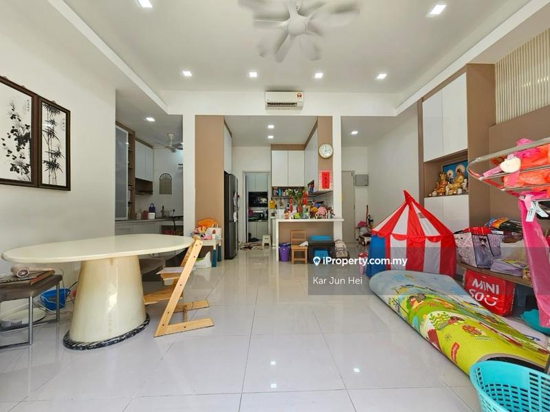 For Sale - Emerald Hill