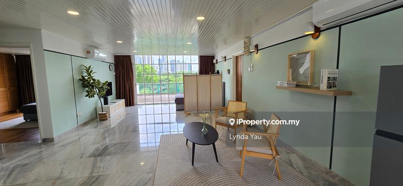 For Rent - Enau Court