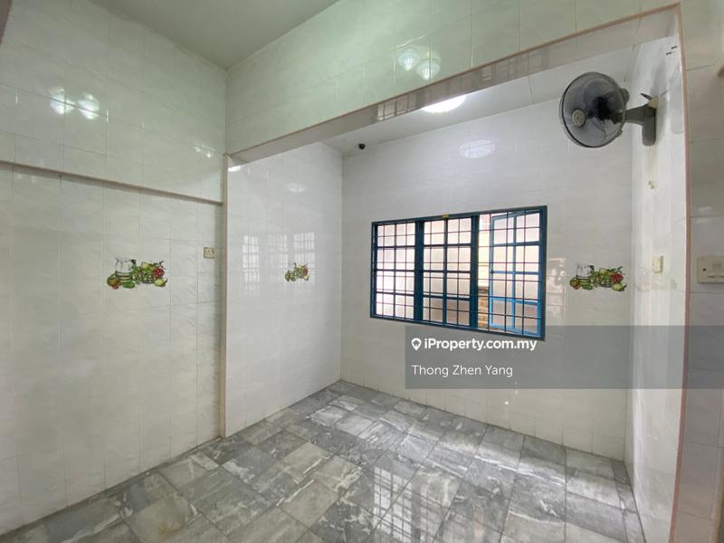 Rumah Berangkai 2.5 Tingkat untuk Dijual di Bandar Sri Damansara, Selangor oleh Thong Zhen Yang - iProperty.com.my