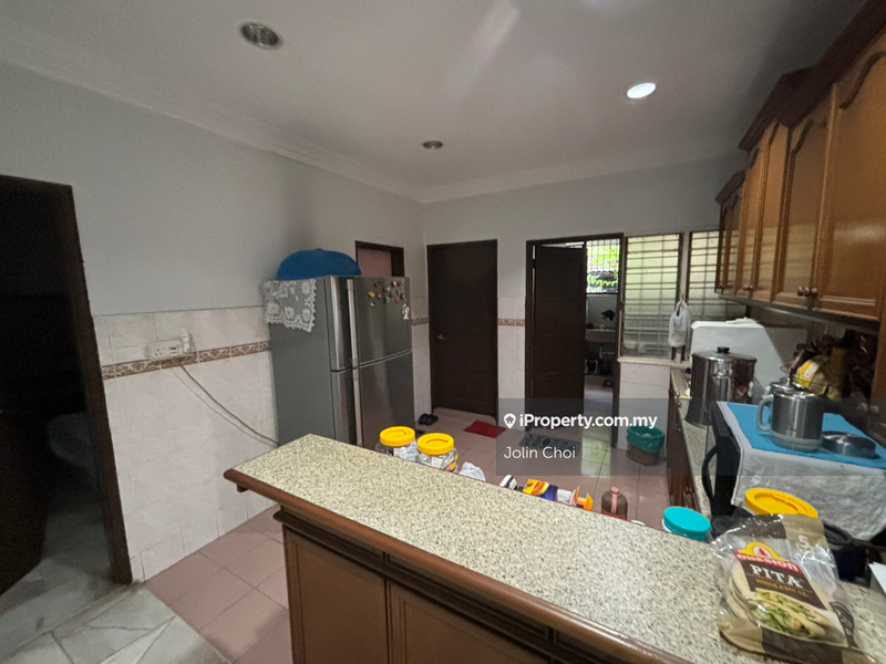 Rumah Teres 2-Tingkat untuk Dijual di Pusat Bandar Puchong, Puchong oleh Jolin Choi - iProperty.com.my