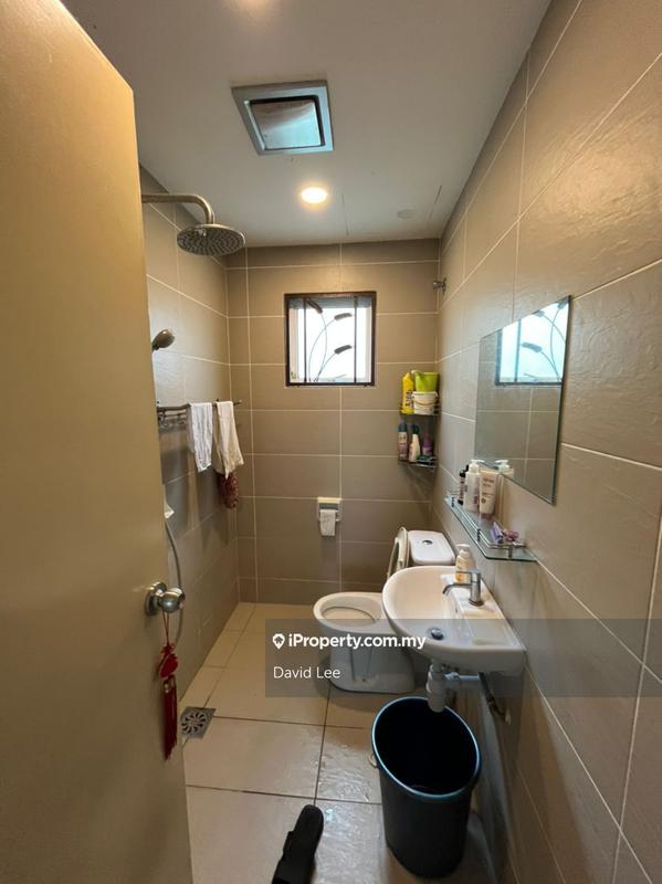 Rumah Berkembar untuk Dijual di Balakong, Selangor oleh David Lee - iProperty.com.my
