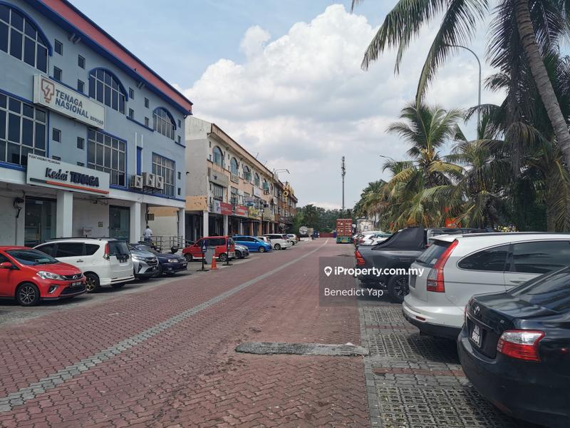 For Sale - 3 storey shop office facing main road