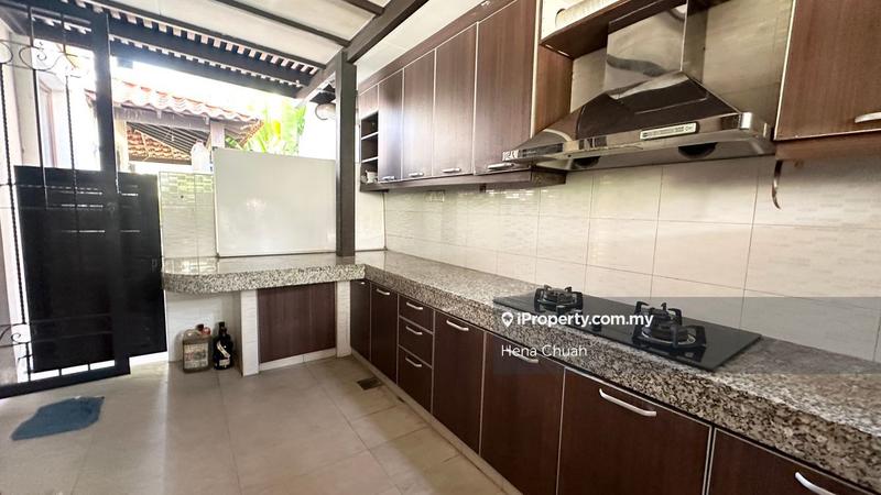 Bungalow House for Sale in Sungai Buloh, Selangor by Hena Chuah - iProperty.com.my