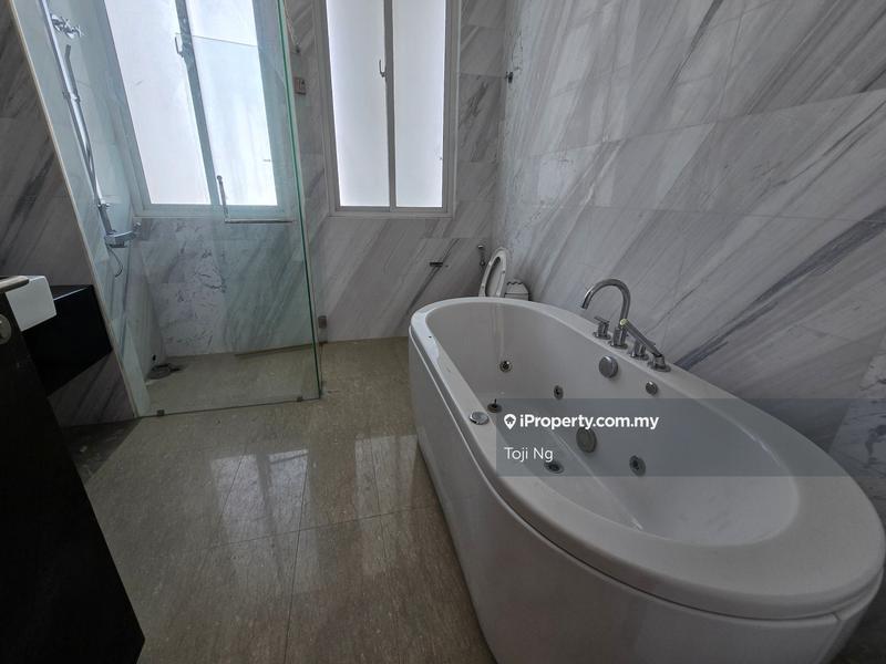 Rumah Berkembar untuk Dijual di Bandar Kinrara Seksyen 1, Bandar Kinrara oleh Toji Ng - iProperty.com.my