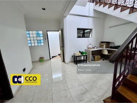 Semi-Detached House for Sale in Meru Valley Golf Resort 3.5 Storey, Ipoh by Kelvin Chow - iProperty.com.my