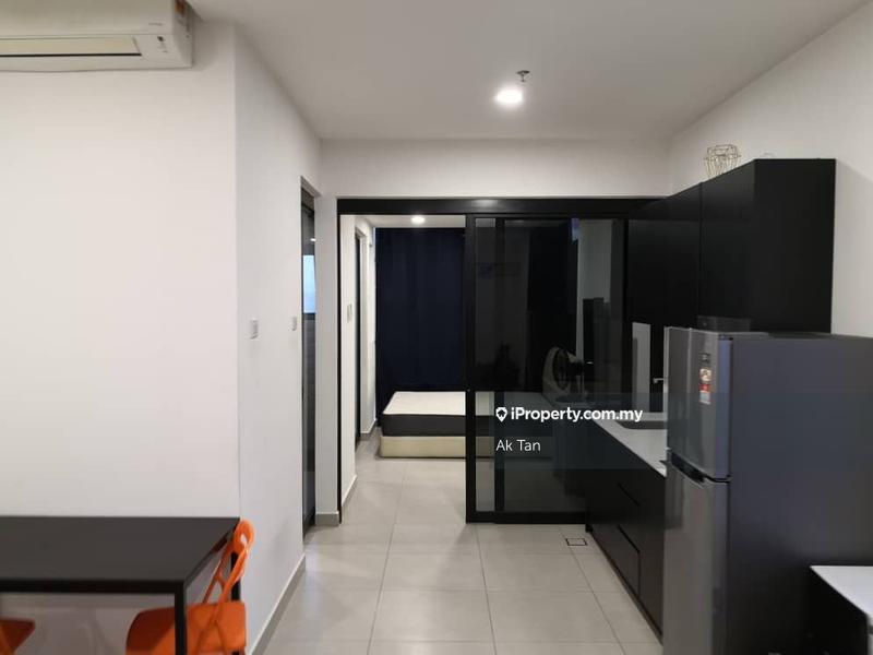Service Residence for Sale in Flexus Signature by Daren Tan - iProperty.com.my