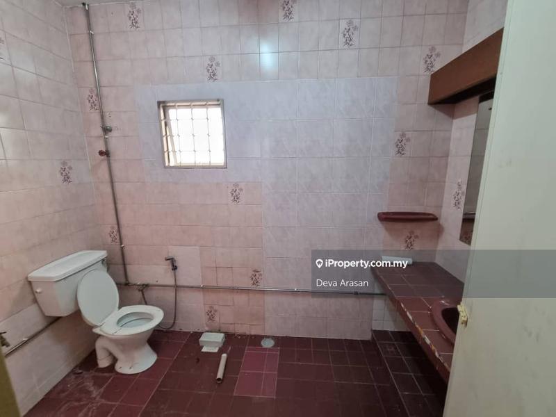 Rumah Berkembar untuk Dijual di Seksyen 6, Petaling Jaya oleh Deva Arasan - iProperty.com.my