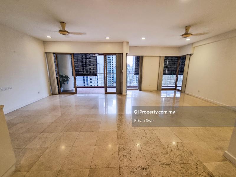 For Sale - Hampshire Park Condominium