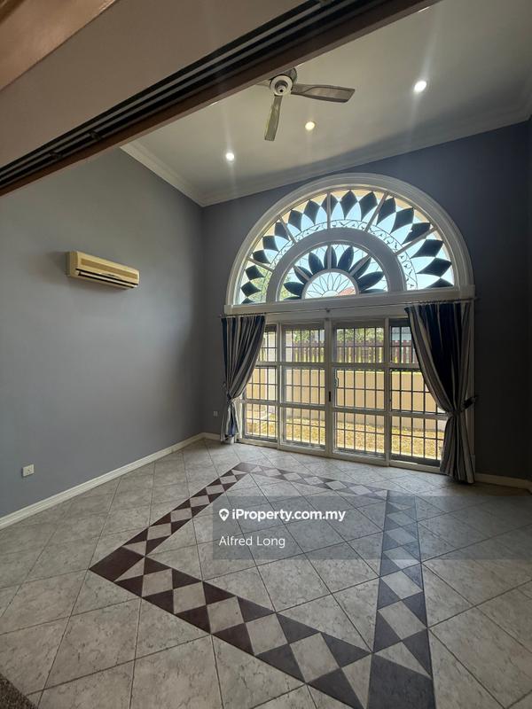 Banglo untuk Dijual di Taman Equine, Seri Kembangan oleh Alfred Long - iProperty.com.my