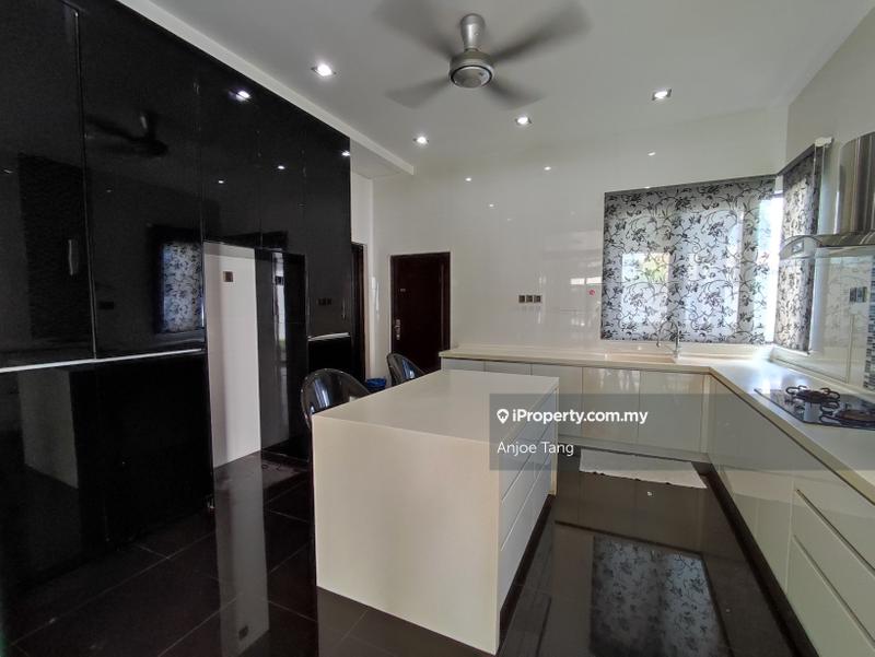 Bungalow House for Sale in Kota Kemuning, Shah Alam by Anjoe Tang - iProperty.com.my