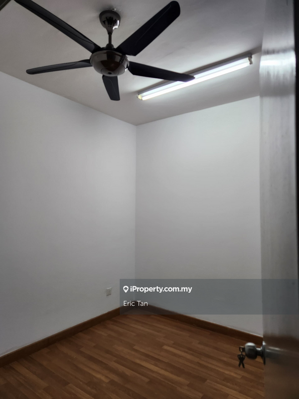 Service Residence for Sale in Garden @ One South by Eric Tan - iProperty.com.my