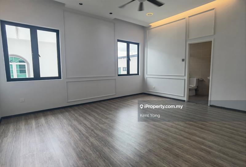 Rumah Berkembar untuk Dijual di Taman Villa Perdana, Kajang oleh Kent Yong - iProperty.com.my