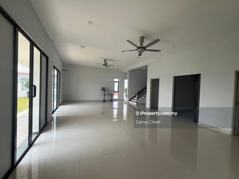 Rumah Berkembar untuk Dijual di Lake Side Residence Puchong, Puchong oleh Carrey Chiah - iProperty.com.my