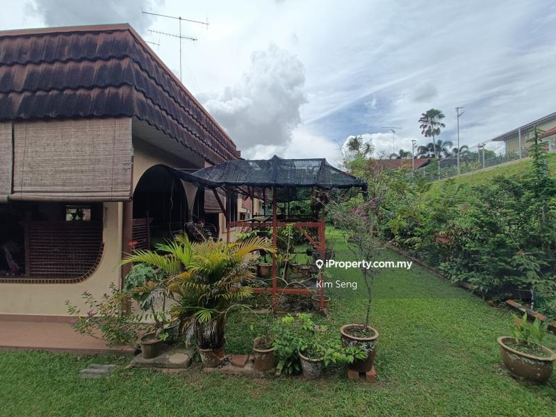 Bungalow House for Sale in Sunrise Park 11000 sqft, Kluang by Kim Seng - iProperty.com.my