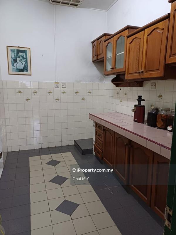 Rumah Teres 1.5-Tingkat untuk Dijual di Bandar Kinrara Seksyen 2, Bandar Kinrara oleh Chai M Y - iProperty.com.my