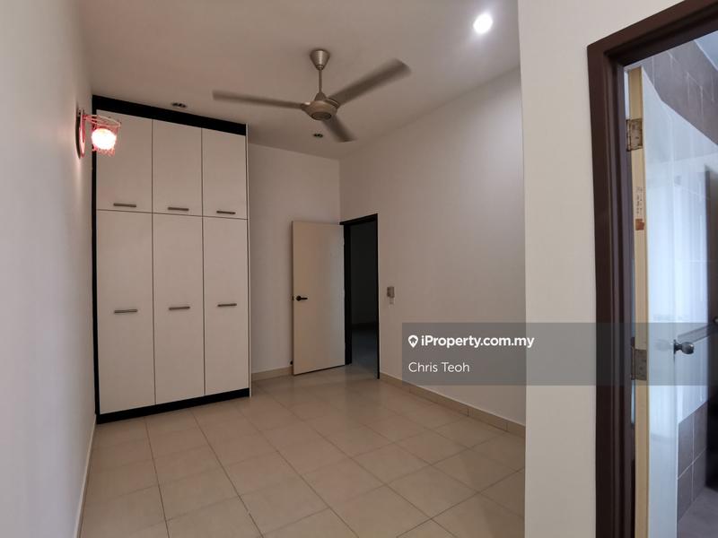 3-storey Terraced House for Sale in Bayan Lepas, Sungai Ara by Chris Teoh - iProperty.com.my