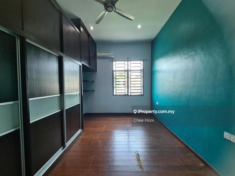 Bungalow House for Sale in Pulau Tikus, George Town by Chee Hooi - iProperty.com.my