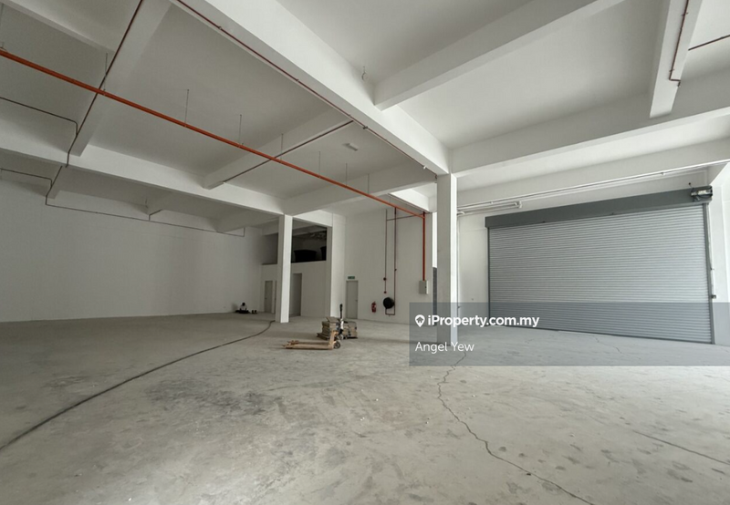 For Rent - Batu Caves Sungai Tua corner showroom factory 40ft container accessible