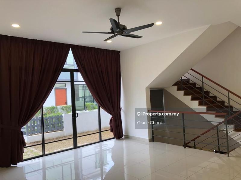 Rumah Berangkai 3 Tingkat untuk Dijual di Sunway Eastwood, Seri Kembangan oleh Grace Chooi - iProperty.com.my