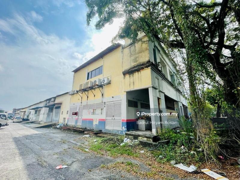 Gudang untuk Dijual di Seksyen 33, Shah Alam oleh Badrul Hisyam Roslan - iProperty.com.my