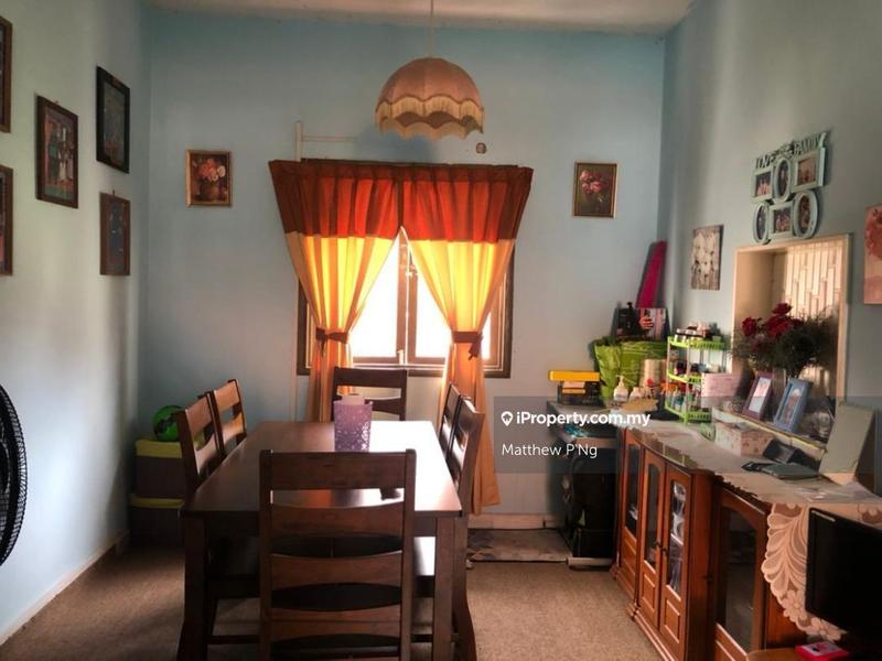 For Sale - Mutiara Court