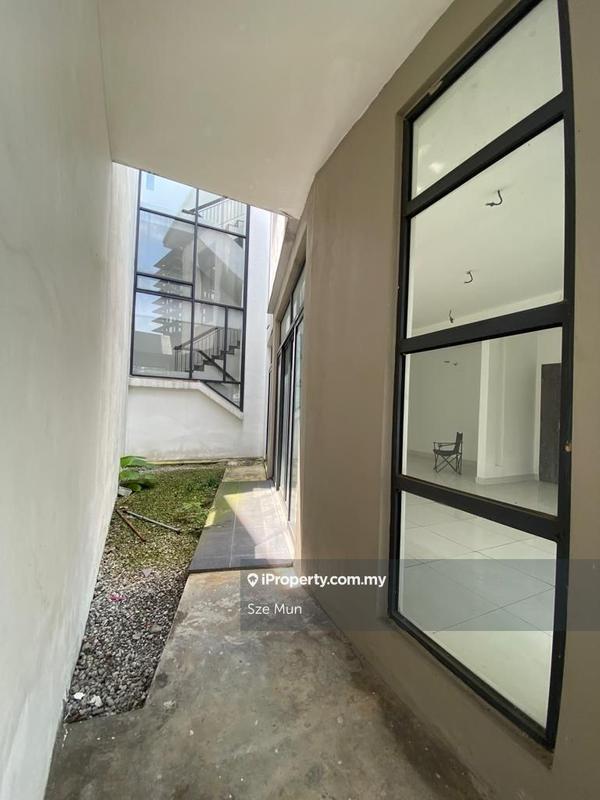3-storey Terraced House for Sale in Seksyen U1, Shah Alam by Sze Mun - iProperty.com.my