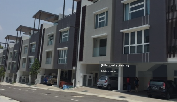 Rumah Berangkai 3 Tingkat untuk Dijual di Taman Cheras Hartamas, Cheras oleh Adrian Wong - iProperty.com.my