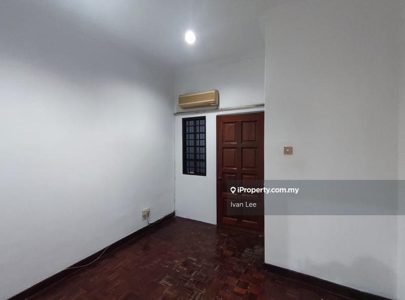 Rumah Berangkai 2 Tingkat untuk Dijual di Seksyen 19, Petaling Jaya oleh Ivan Lee - iProperty.com.my