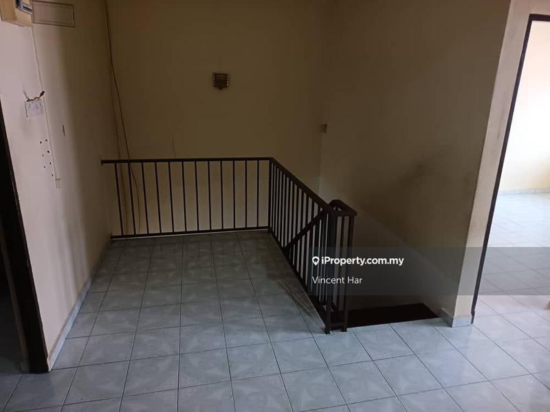 Rumah Berangkai 2 Tingkat untuk Dijual di Taman Samudera, Seri Manjung oleh Vincent Har - iProperty.com.my